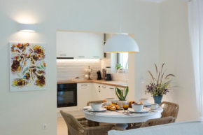 Villa Kallisti - private villa with hot tub, large garden, close to the beach